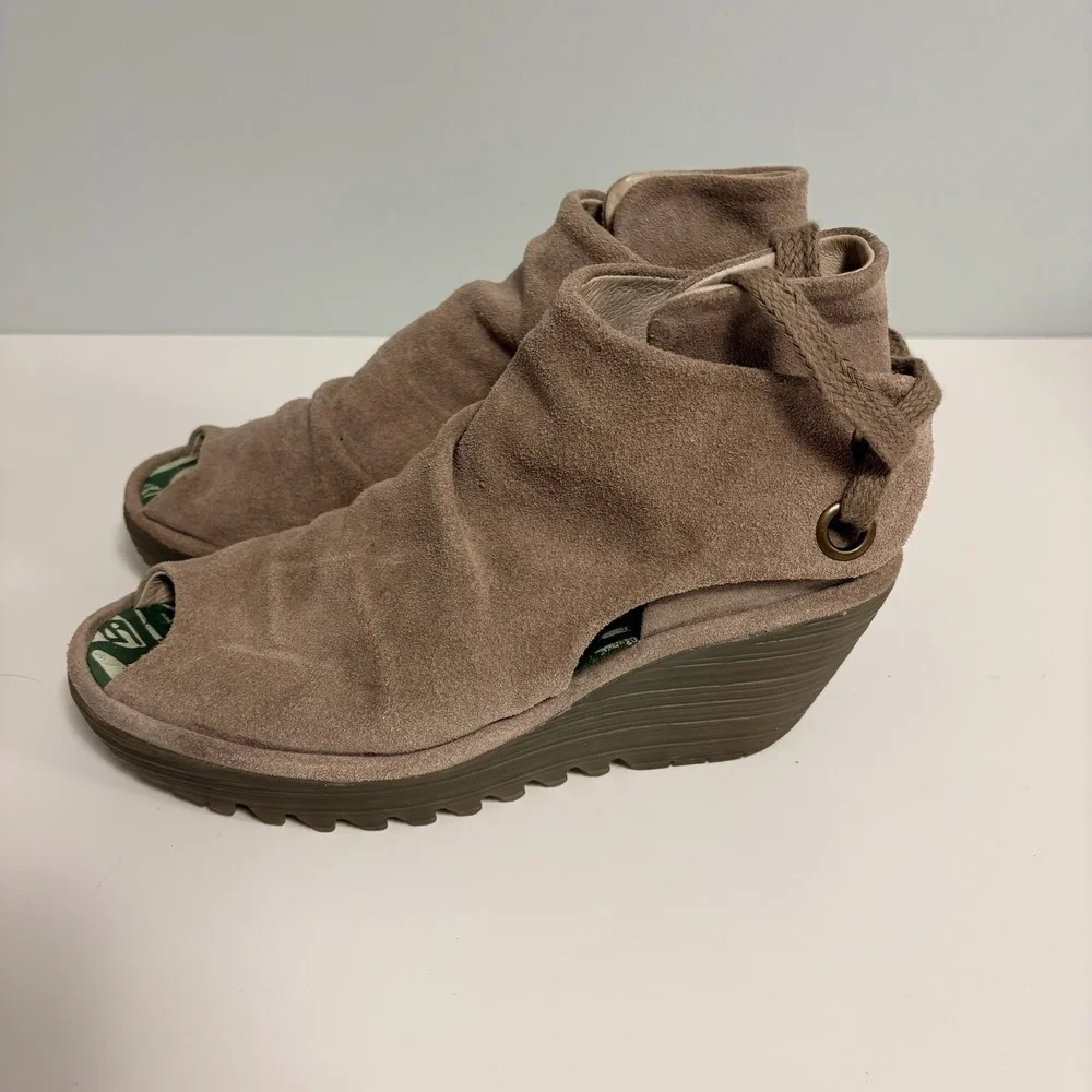 Fly London Yema Peep Toe Wedges Womens‎ 37 US 6.5/7 Taupe Lace Up Shoes Boho